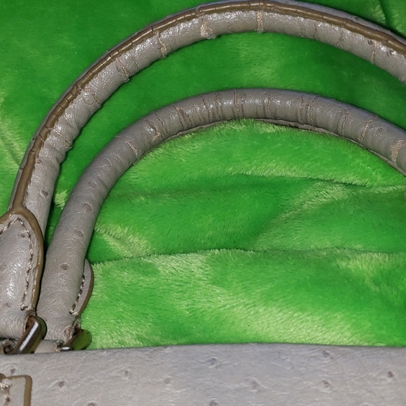 Authentic Marc Jacobs Purse - Picture 7 of 13